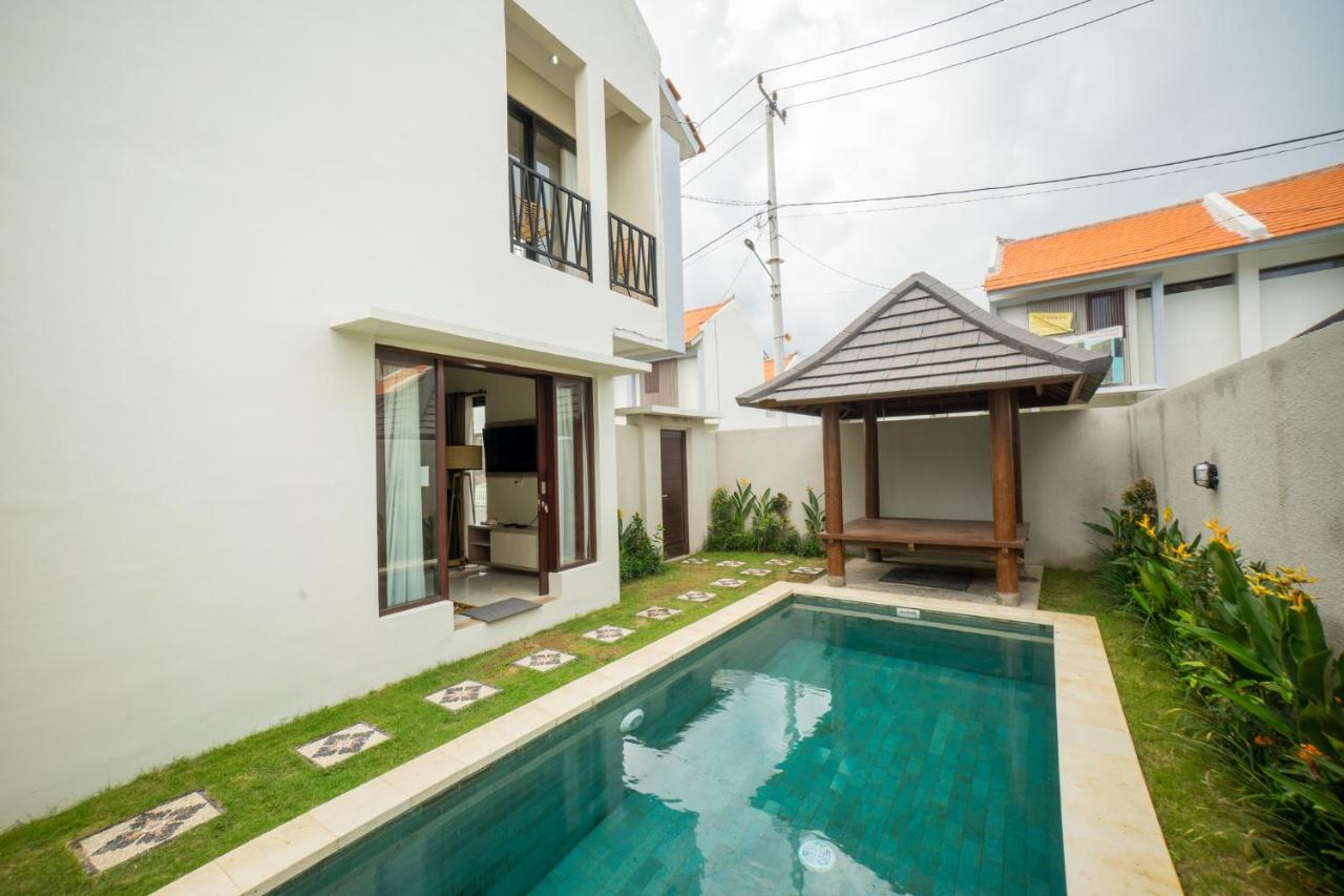 Little Nuts Villas Jimbaran  Bagian luar foto