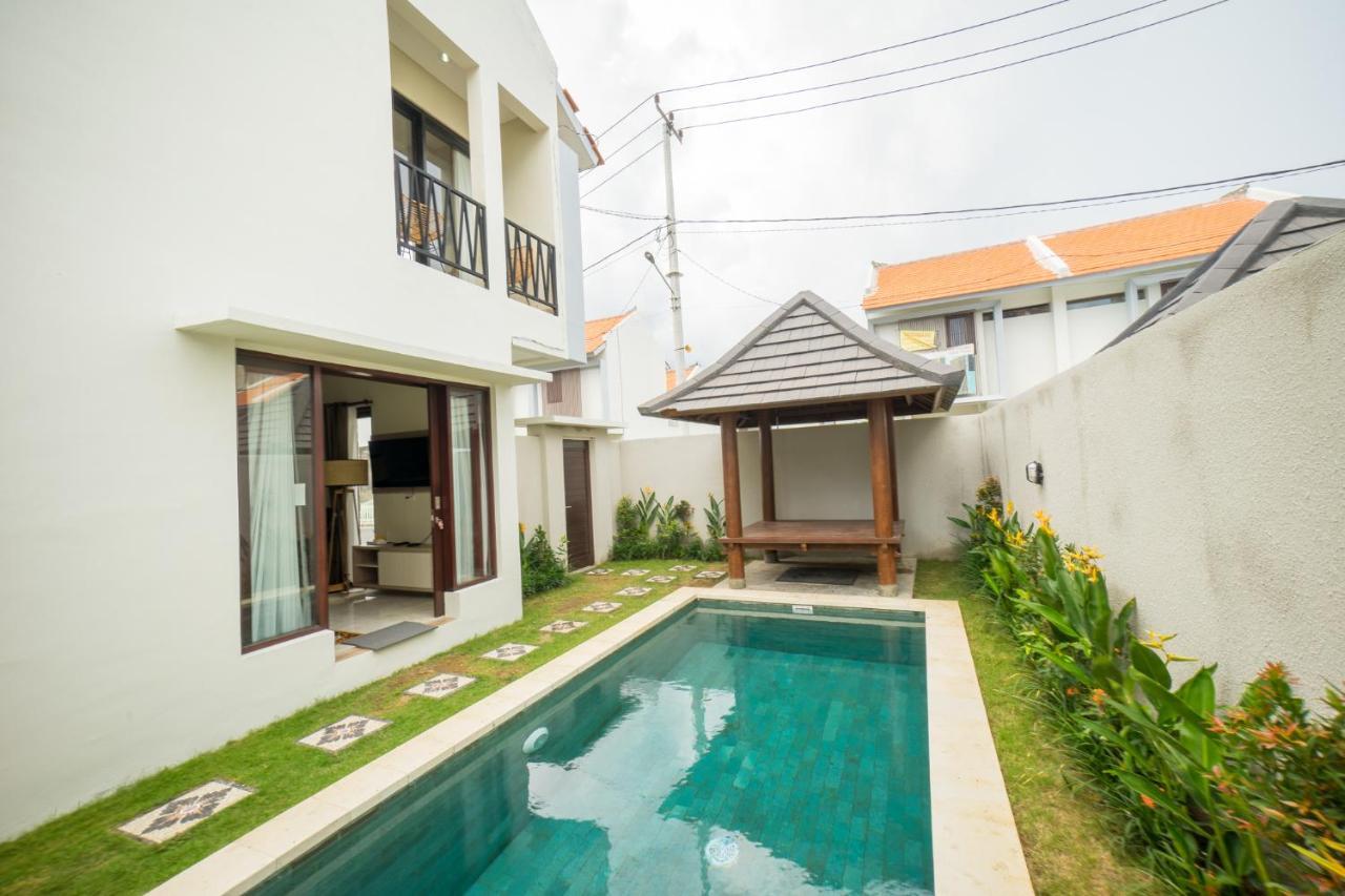 Little Nuts Villas Jimbaran  Bagian luar foto